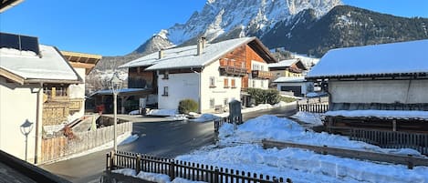 豪華公寓, 2 間臥室, 陽台, 山景 | 住宿一隅