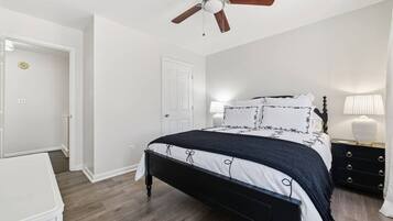 3 bedrooms, iron/ironing board, WiFi, bed sheets