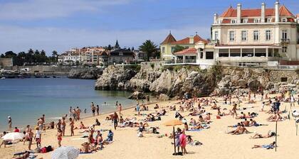 Double Room near Lisbon & Sintra - 2 min to Train Station