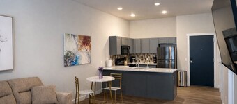 Downtown Eau Claire 1BR on S Barstow