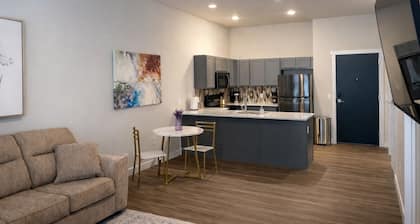 Downtown Eau Claire 1BR on S Barstow