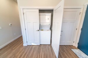 Interior - Luxe 2 Bed Suite | Downtown Comfort + Parking (Eau Claire)