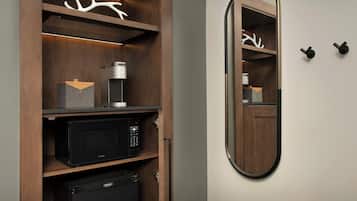 Coffee/tea maker, mini-fridge, microwave