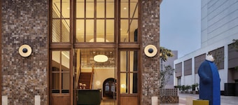 Humano, Lima, A Tribute Portfolio Hotel