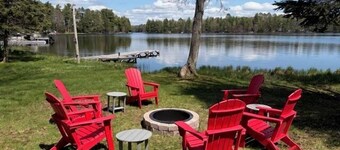 Cozy Secluded Lakefront Cabin | Private, Fishing & Snowmobile | Near Eagle River
