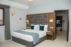 Caja de seguridad en la habitación, escritorio y wifi gratis 