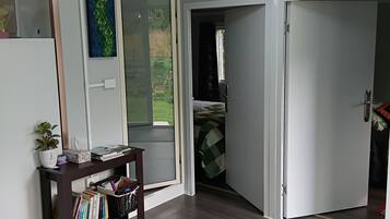 Internet, bed sheets