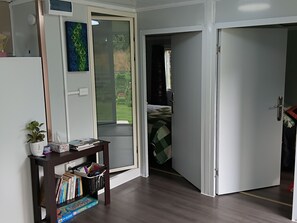 Internet, bed sheets