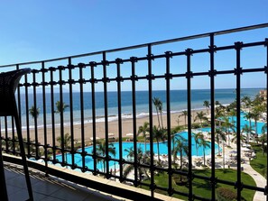Property grounds - In an exclusive residential area in Marina Vallarta! Beautiful 2 bedroom apt. (Puerto Vallarta)