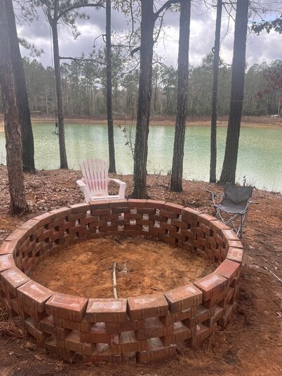 Cozy 1-bedroom cabin in marvelous Carriere with AC