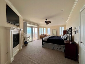 6 bedrooms, iron/ironing board, free WiFi, bed sheets - Beach & Bay Views at Ocean Oasis in Brigantine! (Brigantine)