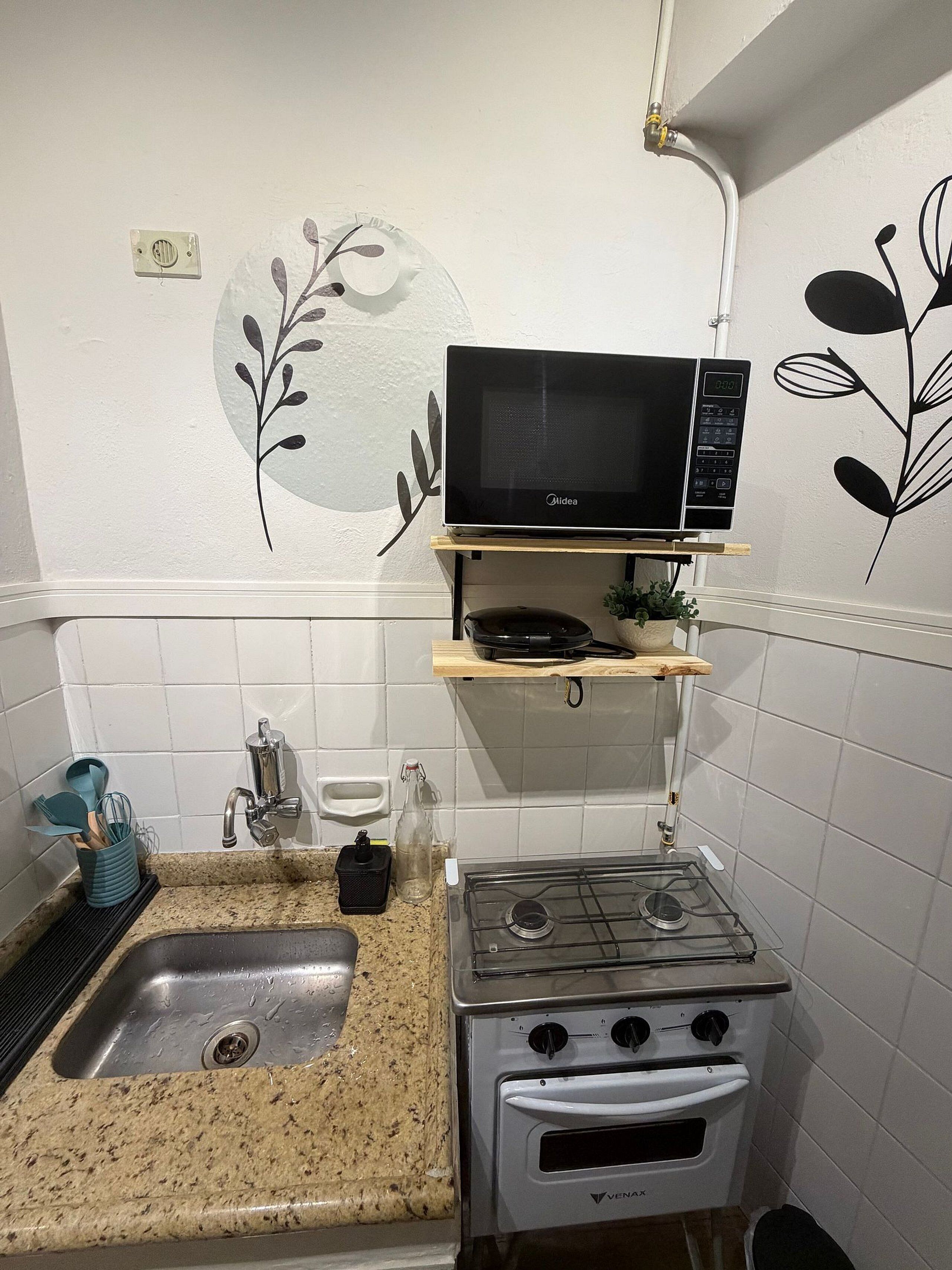 Basic Apartment | Private kitchen
