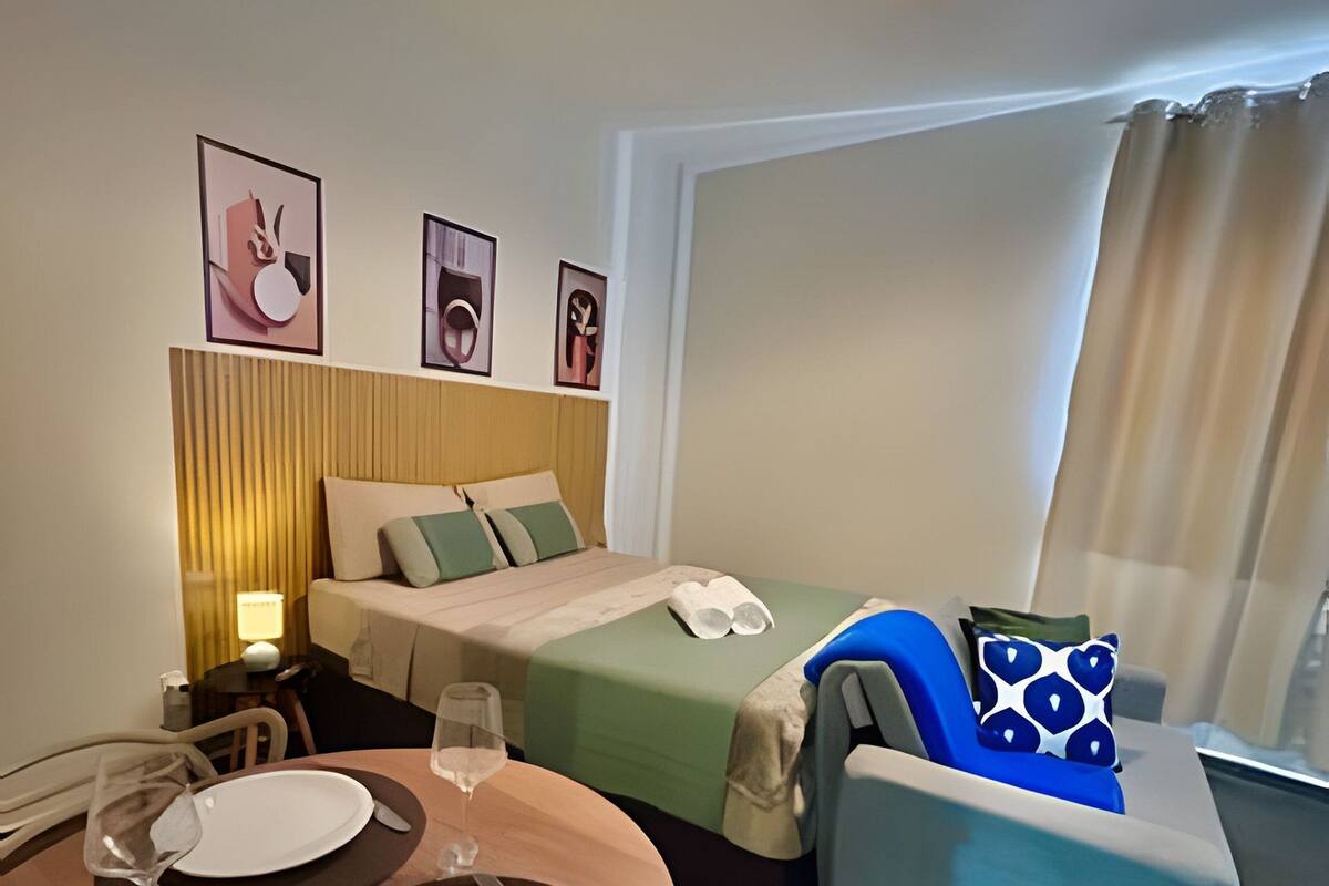 Apartamento básico | Ferros/tábuas de passar roupa, Wi-Fi de cortesia