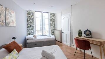 8 chambres, bureau, fer et planche Ă repasser, Wi-Fi gratuit