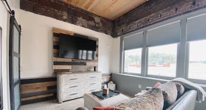 West Court Overlook: A Studio Apartment