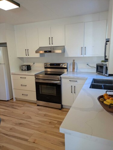 2 Bed suite close to Main Street