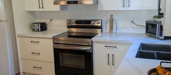 2 Bed suite close to Main Street