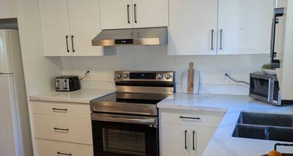 2 Bed suite close to Main Street