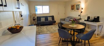 2 Bed suite close to Main Street