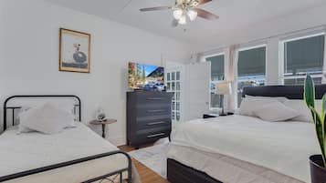 3 chambres, fer et planche à repasser, Wi-Fi gratuit, draps fournis