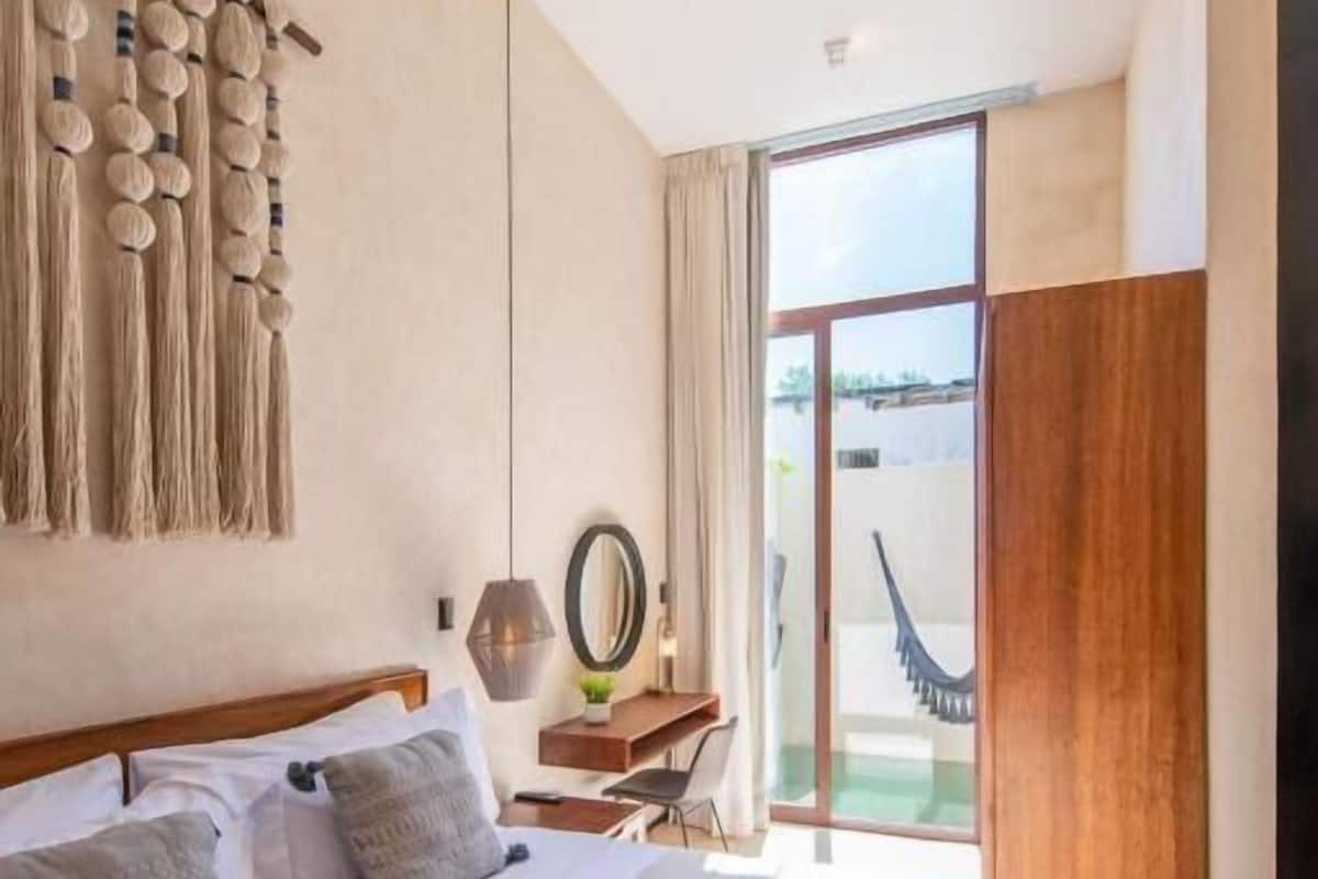 ファミリー ハウス 2 ベッドルーム プライベートプール | セーフティボックス (室内)、アイロン / アイロン台、WiFi (無料)