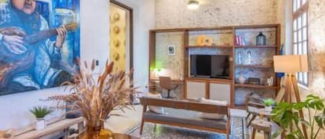 ファミリー ハウス 2 ベッドルーム プライベートプール | リビング エリア | 薄型テレビ