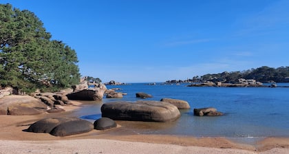 Maison familiale Ă Pleumeur-Bodou