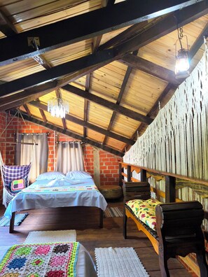 Fer et planche à repasser, Wi-Fi, draps fournis