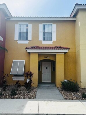 Exterior - Unilimited Fun 3 (1002) (Kissimmee)