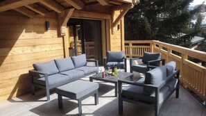 Terrace/patio - Chalet 14p - Jacuzzi - Lift - Sport - 300m from the slopes - Centre les 2 Alpes (Les Deux Alpes)