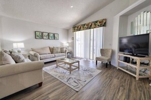 TV, ping pong - Paradise Home in Kissimmee (Kissimmee)