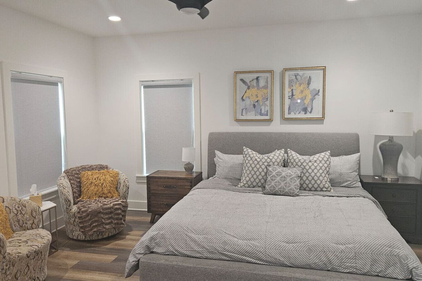 1 quarto, escrivaninha, Wi-Fi, roupa de cama