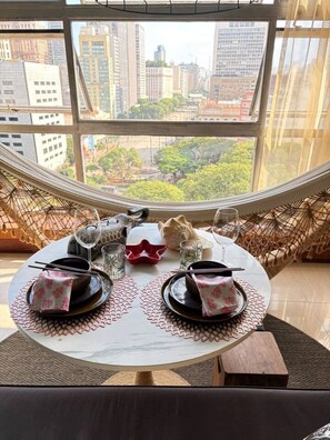 Dining - Java Themed Loft. With a spectacular view. (São Paulo)
