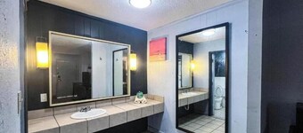 Studio 6 Suites – Albany, GA