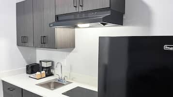 Fridge, microwave, coffee/tea maker, toaster oven