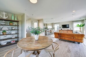 Fernseher, Tischtennisplatte