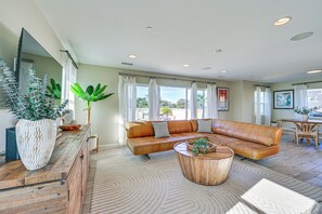 Fernseher, Tischtennisplatte