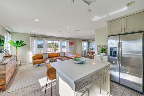 1 Mi to Beach! San Clemente Gem w/ Rooftop Patios