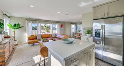 1 Mi to Beach! San Clemente Gem w/ Rooftop Patios