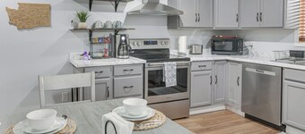 Brand-New Sequim Escape: A/C, Fire Pit, Grill