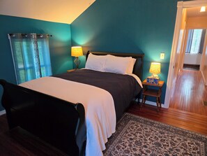 3 bedrooms, free WiFi, bed sheets - Morco Manor - Showcase 3-bedroom house in Cardington (Cardington)