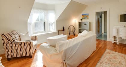 Walk to Downtown Saco from Cozy Coastal Apt