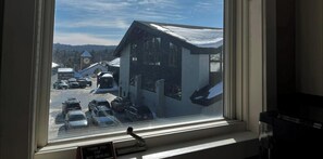 Interior - Ski In/Out condo close to everything with modern kitchen, balcony and views (Ludlow)