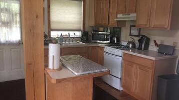 Microondas, placa de cocina