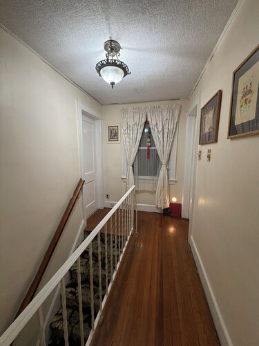 Private Bedroom Near UBS Areana, JFK, Cross Island PKWY