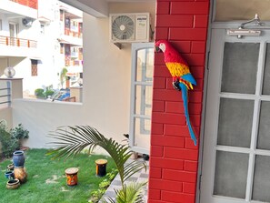 تفاصيل الفندق من الخارج