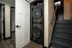 House, Multiple Beds, Hot Tub, Garden View (August Inn) | Laundry - August Inn Charming Stay for 8 (Lake Geneva)