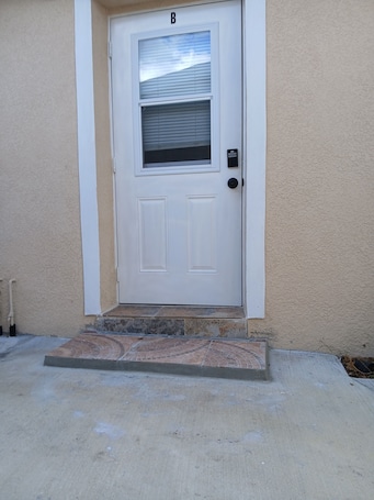 Exterior detail. Apartment B, Love and tranquility,
