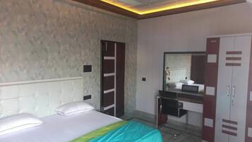 3 chambres, Wi-Fi, draps fournis