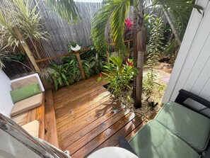 Hytte – standard, terrasse, bakgårdsutsikt | Oppholdsområde